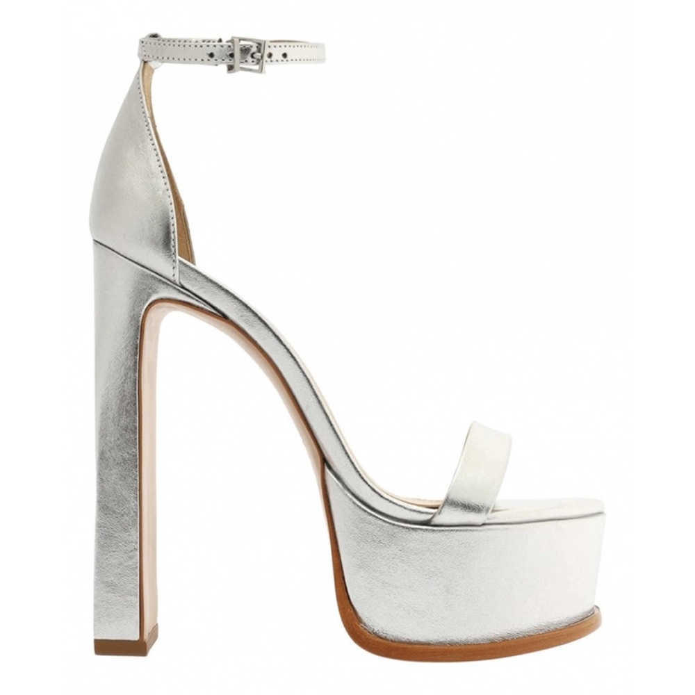 Schutz Suzy Lee silver platform size 9